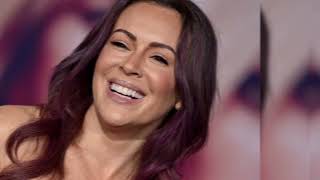 Alyssa Milano's TOPLESS Photos That Shocked Everyone