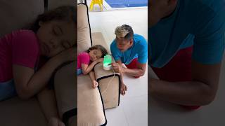 Daddy pranks daughter 😰😱😵😂 #funny #funnymoments #mood #comedy #color #nature #like #shorts