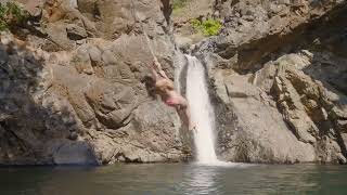 Woman survives bungee jump scare !