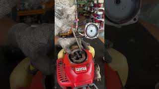 Change clutch drum of brush cutter Zenoah Komatsu Japan #Brushcuter #Husqvarna #Stihl