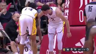 Lonzo Ball falls on his ASS trying to help Kyle Kuzma up