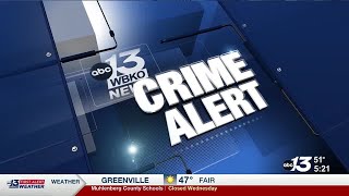 Jail employee arrested after allegedly making advances towards a female inmate