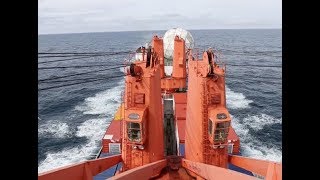 China's Xue Long Ship Encounters High Pressure Cyclone During 35th Antarctic Science Investigation