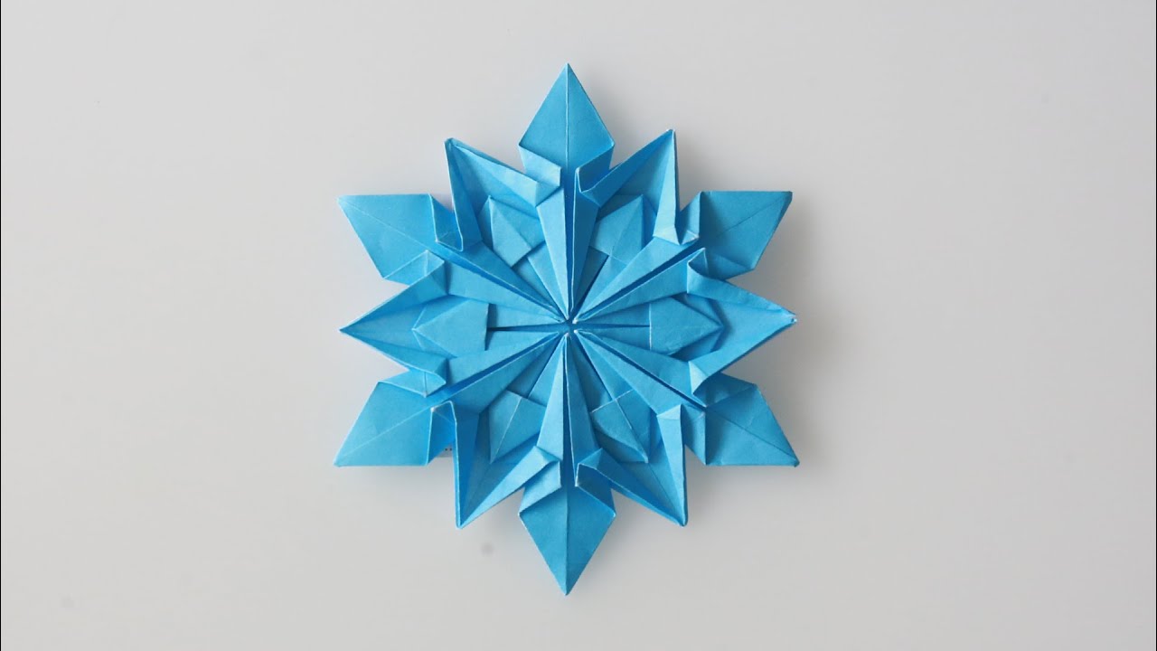 How To Fold A Beautiful Snowflake With A Piece Of Handmade Origami ...