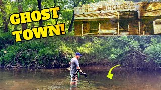 Metal Detecting Ghost Town's Riverbed for lost Treasures!
