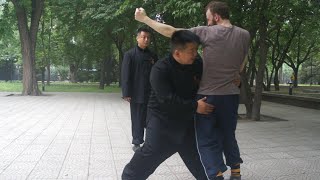 在日坛给英国学生授课--A BajiQuan class for an English student who has the experience of Boxing