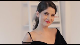 Holiday Glam Makeup Tutorial by Bobbi Brown Cosmetics