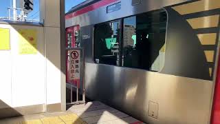 都営浅草線5500形5510編成　糀谷駅通過