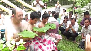 42  Wat Nam Lom, Ordination, May 10, 2014 Time : 12:50:53