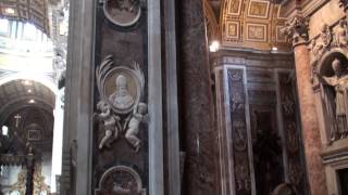 Vatican San Pietro Basilica Michaelangelos La Pieta statue