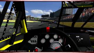 iRacingSim 2011-10-05 00-46-19-67.avi