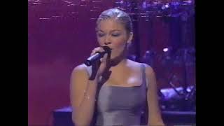 Sept.23,1998 16 Year Old LeAnn Rimes Performs Nothin' New Under the Moon @ The CMA Awards Show.