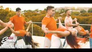 RIGO LUNA - NUNCA / Grupo Esencia Bachata Dance / bailando esta bachata sensual , urbana y moderna