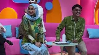 DESY RATNASARI DAN RUBEN ONSU DI BROWNIS