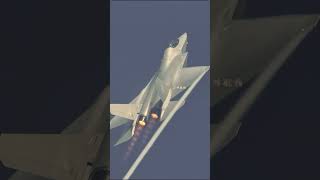 中国最新隐身战机歼35A亮相 China's latest stealth fighter jet, the J-35A, makes its debut