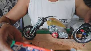 Mini moto de latinha