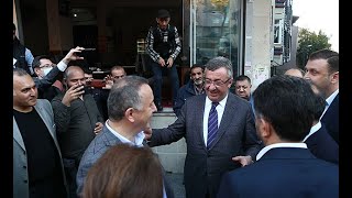 AK Parti ve CHP'li İsimler Esnaf Ziyaretinde Karşılaştı Ortaya Renkli Görüntüler Çıktı