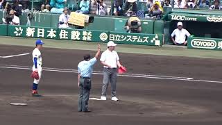 2019　夏　井端弘和氏の始球式　甲子園　高校野球　2019.8.6　火