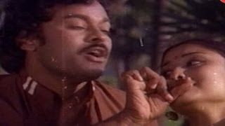 Intlo Ramayya Veedhilo Krishnayya Songs - Vachche Vachche - Chiranjeevi - Madhavi