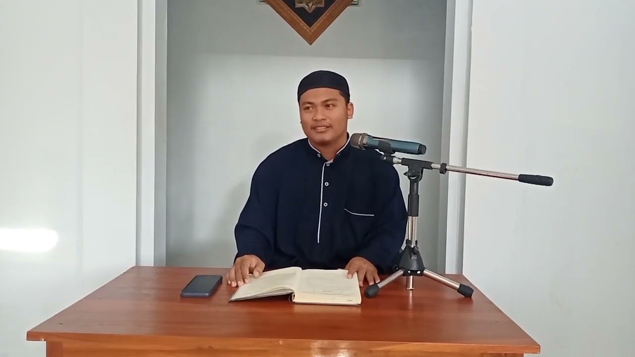 Kajian Rutin Ahad Pagi - YouTube