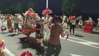 中国大陆小城农村的夜市，真实记录展示普通百姓生活