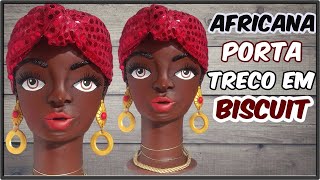 AFRICANA PORTA TRECO EM BISCUIT, RECICLANDO POTES DE CREME E CD USADO.