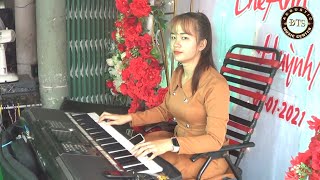 Liên Khúc Remix Tuyết Nhi Organ Đi Show Tại Điện Máy Hưng Mời Cả Nhà Vào Xem Idol Các Bạn Đàn Nha!!!