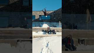 CAN’T FIND THE EXIT 🫣#snowboarding #parkour #crazy #cransmontana #chetzeron #sixsenses