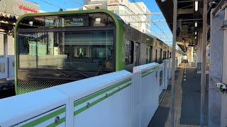 山手線E235系0番台ﾄｳ26編成　東京品川方面行きが御徒町駅を発車するシーン