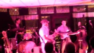 THE REVOLUTIONAIRES - BABY PLEASE DON'T GO @ sleepers, boldon 28-11-10.MP4