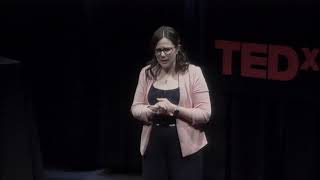 Learning to understand accented English. | Melissa Baese-Berk | TEDxUOregon