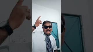 ஓடும் ரயிலை இடைமறித்து