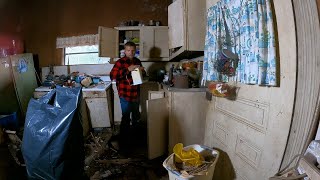 CLEANING AND EXPLORING KITCHEN IN ABANDONED 140 YEAR OLD FARM HOUSE