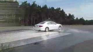 Lexus LS600h Hybrid on track