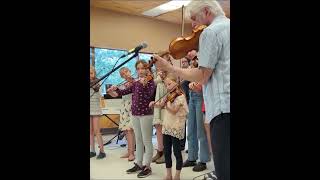 Gigue du Poteau Blanc Group Performance with Gordon Stobbe at Gavin Lake Fiddle Camp