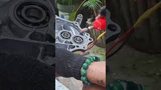 how to change gear box gasket in skydrive sports 115