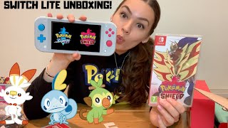 UNBOXING MY SWITCH LITE AND POKEMON SHIELD!