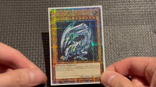 Blue-Eyes White Dragon MP24-EN001 | QCSR | 25th Anniversary Tin: Dueling Mirrors