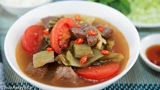 Beef Shank and Pickled Mustard Greens Soup (Canh Dua Cai Chua Bap Bo)