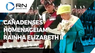 Canadenses homenageiam rainha Elizabeth II