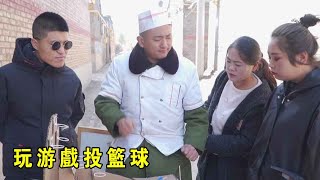 短剧：小伙嫌師傅打飯不公平，玩遊戲投籃球，投的分多打飯就越多【小貝愛叨叨】