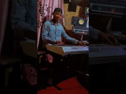 Filinge Sebene Congolais Avec Madera Piano - YouTube