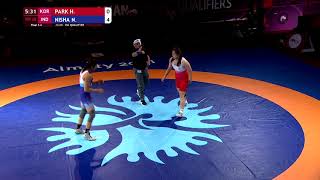 BRONZE WW - 68 kg: H. PARK (KOR) v. N. NISHA (IND)