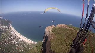 Voo de parapente pela Pedra da Gávea e pedra bonita  @ribeirofly