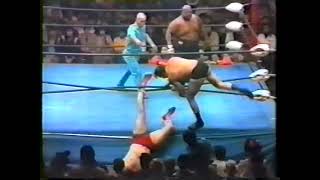 プロレス | ジャンボ鶴田＆プリンス・トンガ 対 アブドーラ・ザ・ブッチャー＆マーク・ルーイン (1981)