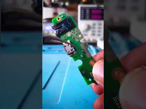 changing the smartphone charging connector#mobile phone repair#mobile phone repair#phone maintenance