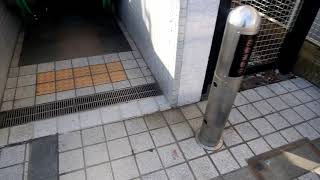 秦野駅南口のエスカレーター