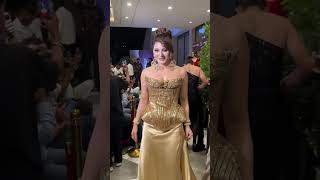Avneet & Urvashi Steal the Spotlight in Stunning Outfits