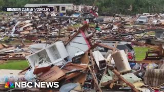Tornadoes rip through Mississippi