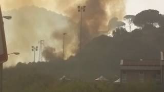 messinabrucia Incendio a Messina. Le fiamme vicino all'Università